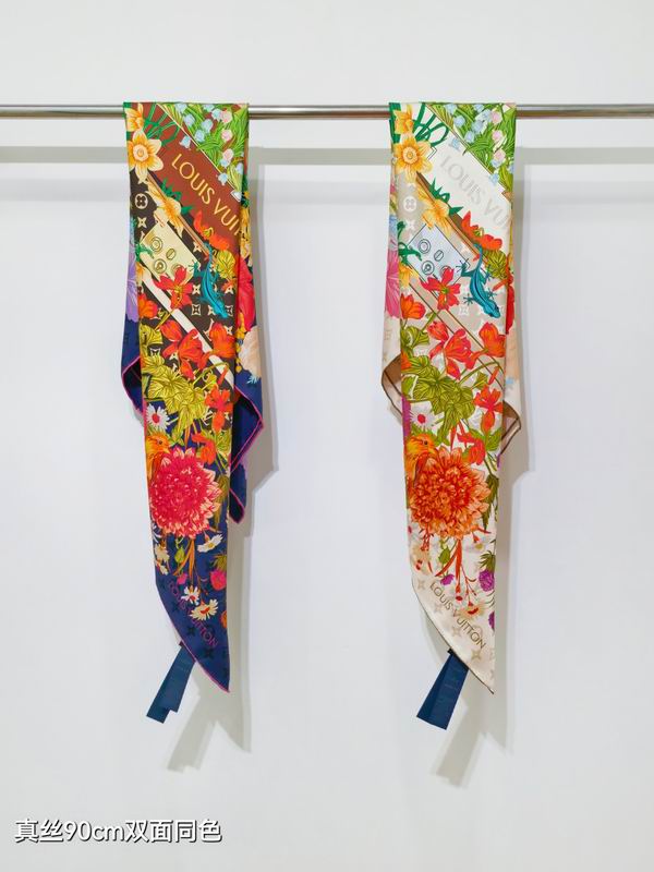 LV silk scarf 90X90cm E090603